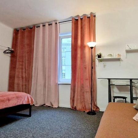 Prywatny Pokoj W Sercu Warszawy Pokoj 6 Warsaw Luaran gambar